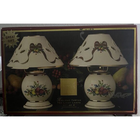Lenox Tartan Motif Tea Light Lamps Ceramic Winter Bow Fruit Gold Trim 2 NIB - Picture 1 of 4